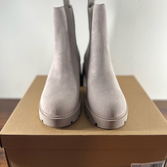 Listing for Steve Madden HAYLAN Grey Suede Boots (Size 9.5) - Picture 5 of 9